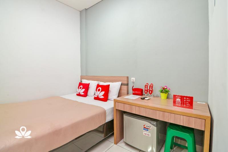Zen Rooms Karet Pedurenan Jakarta Exterior foto
